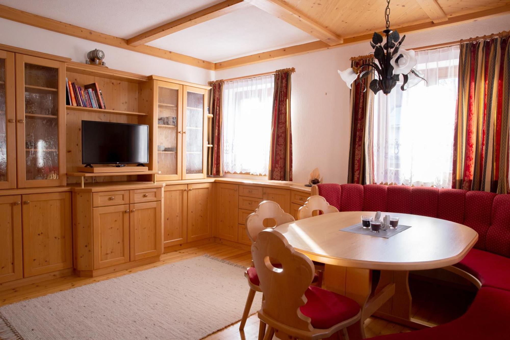 Haus Lindbichl Vila Sankt Johann im Pongau Quarto foto